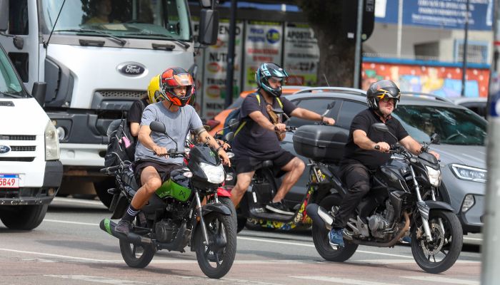 Foto: Geraldo Bubniak/AEN Vendas de motocicletas dobram no Paraná após isenção de IPVA, aponta associação